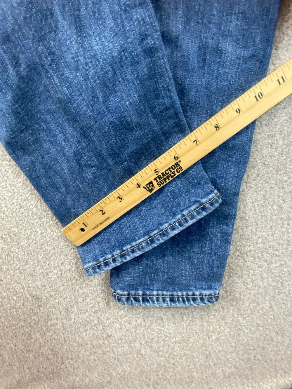 True Religion Men's Geno Relaxed Slim Fit Straight Jeans Size 34
